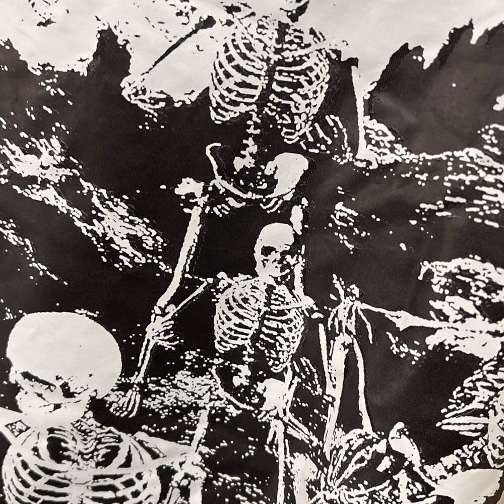 Undead Messenger Men’s T-Shirt - Picture 5 of 8